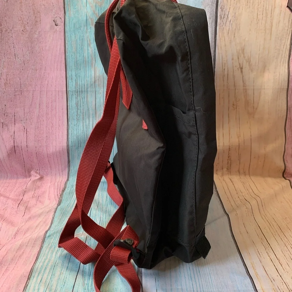 Kånken Black Backpack